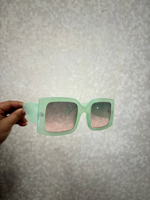 Fashionable Retro Square Frame Sunglasses